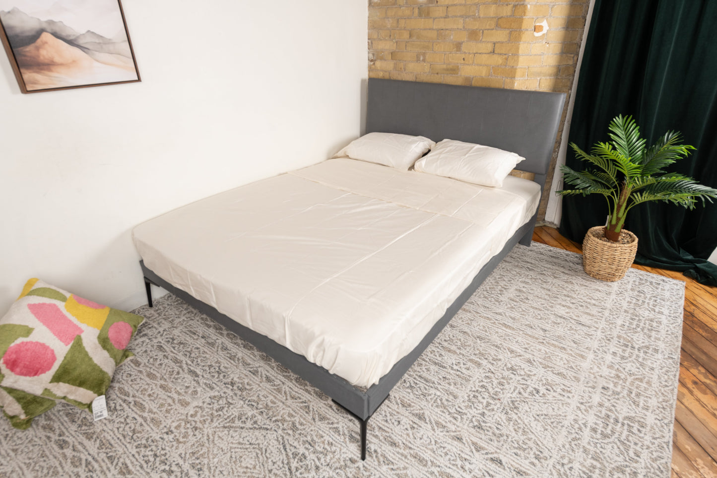 Elegant Queen Size Bed Frame with Wooden Slats