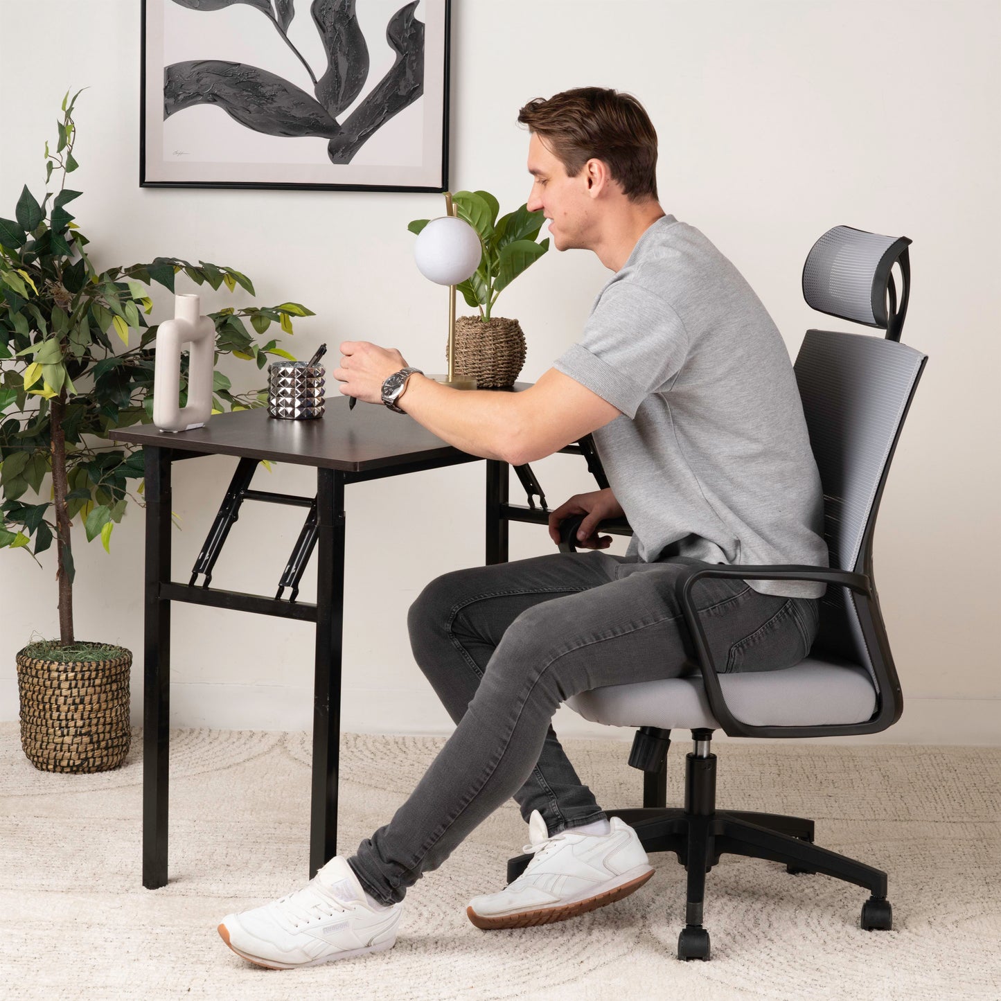 Ergonomic Headrest Mesh Office Chair