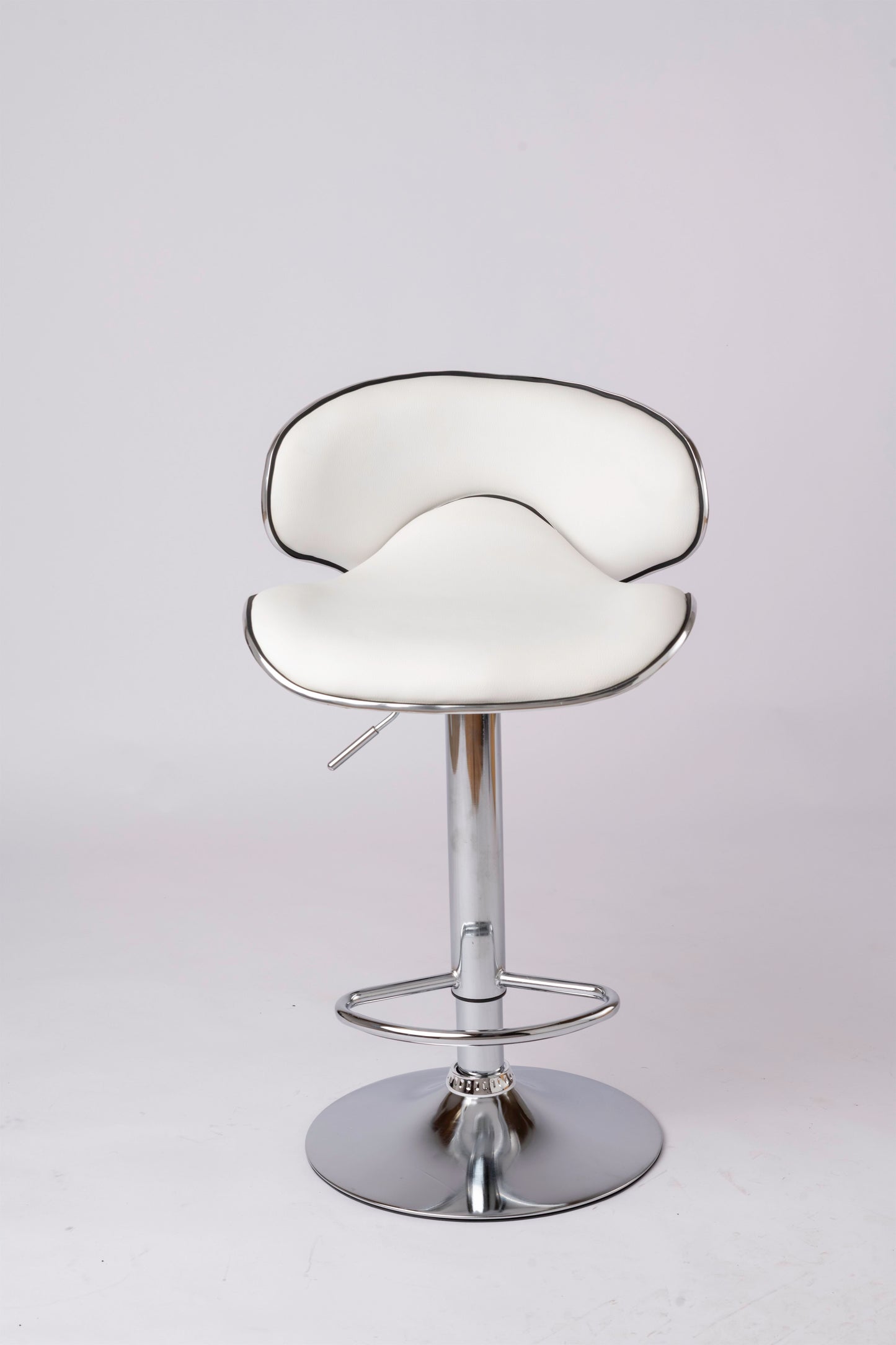 Modern Leather Dining Chair – Stylish & Comfy