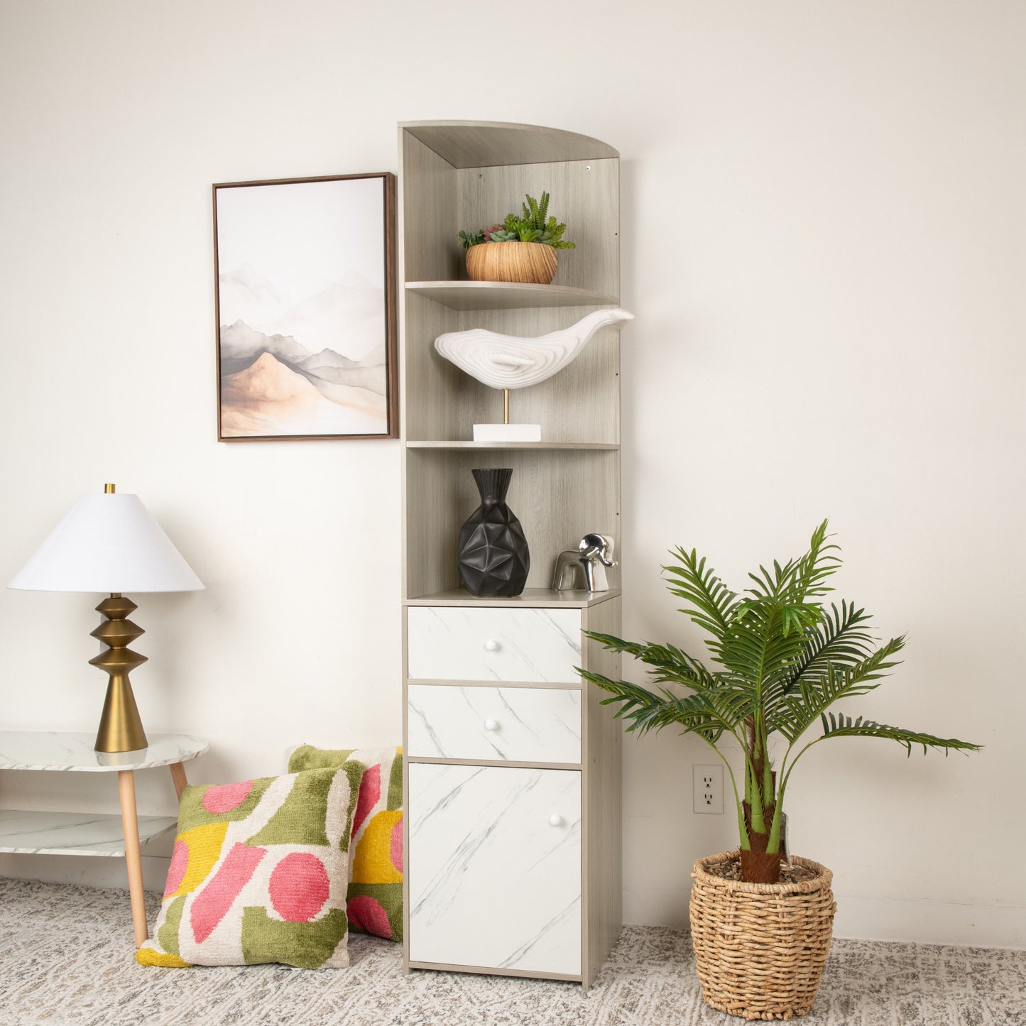 Chic Bookcase Storage – Elegant Organizer