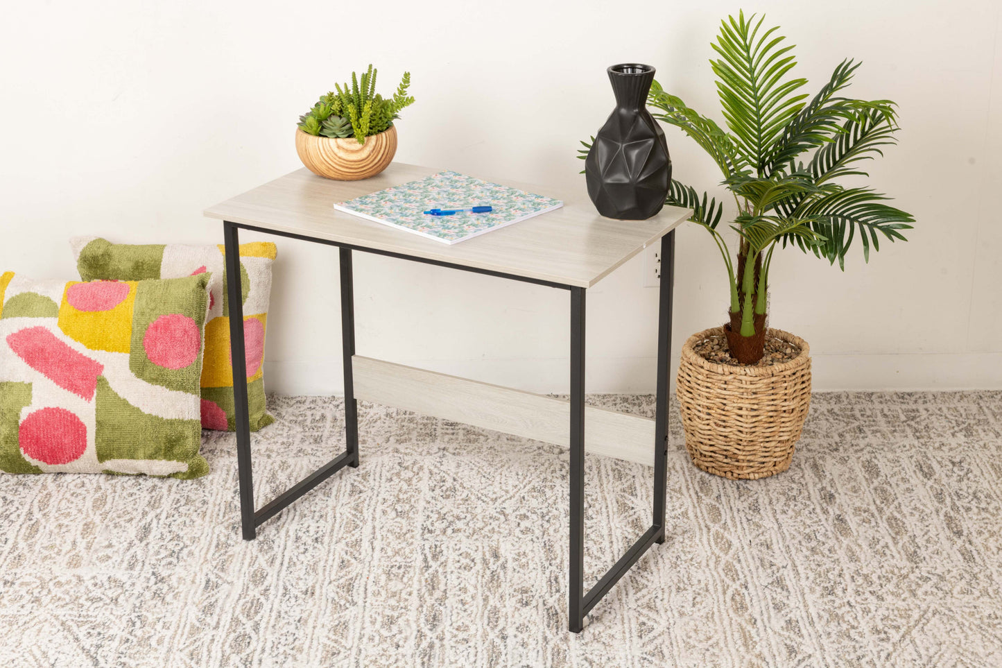 Chic Minimalist Computer Desk for Home & Office