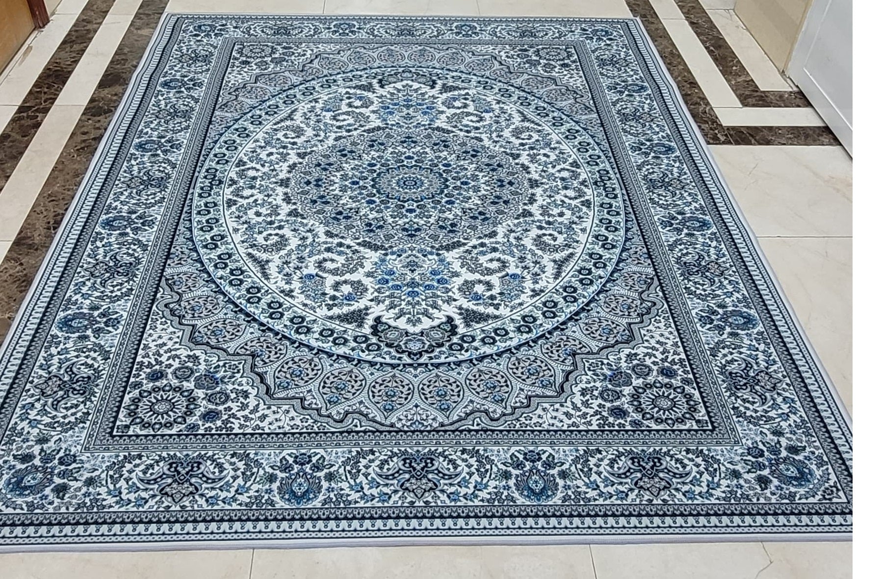 Crystal  carpet - Rectangular - Anti slip with Quality specifications 180 x 200cm►5.90 x 6.56ft