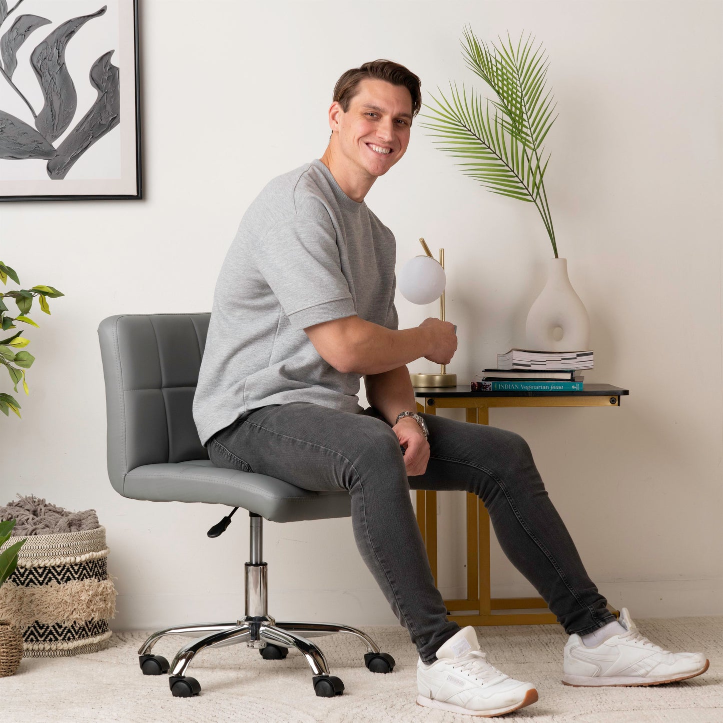 Ergonomic Leather Chair for Office or Waiting Room