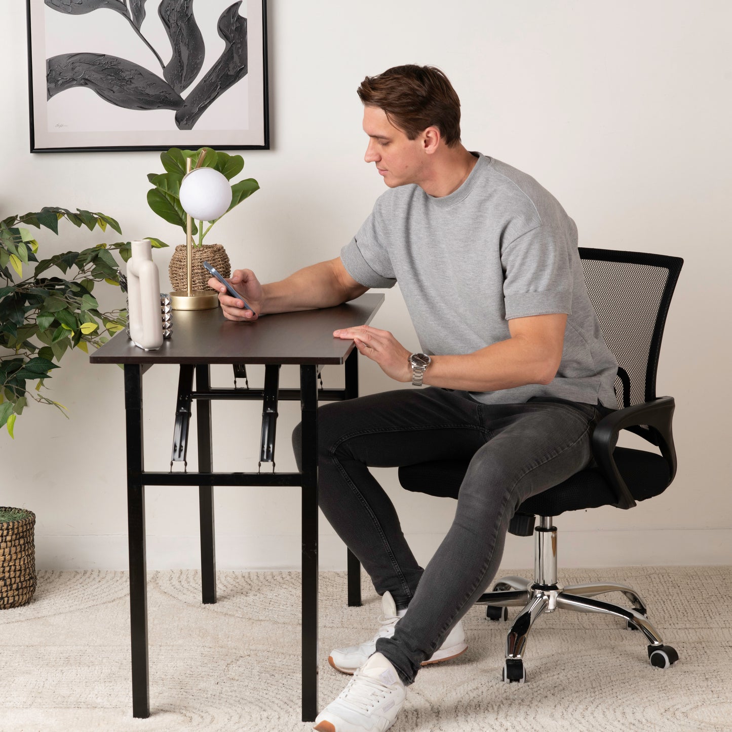 Foldable Office Desk – Modern, Portable & Space-Saving