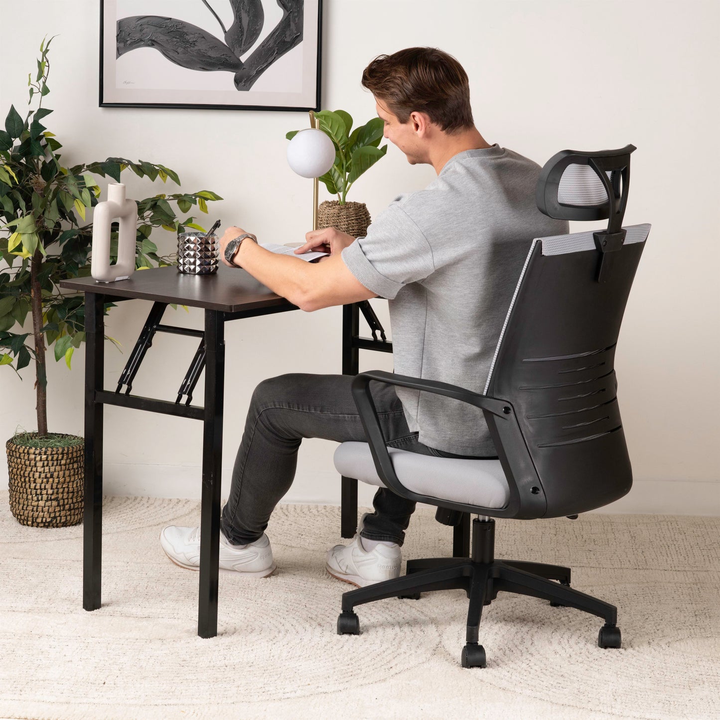 Ergonomic Headrest Mesh Office Chair