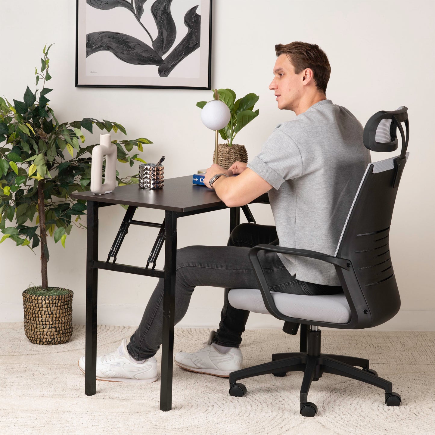 Ergonomic Headrest Mesh Office Chair