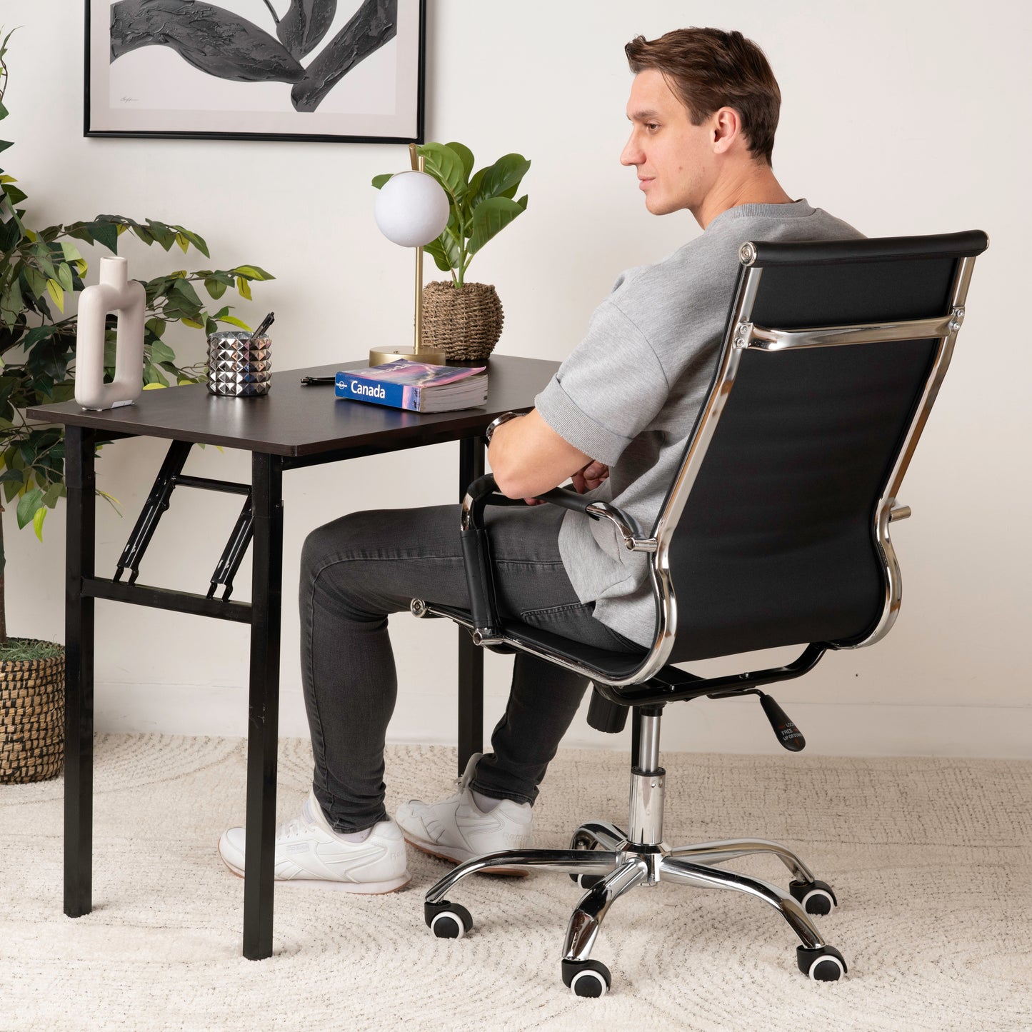 Ergonomic Leather Chair for Office or Waiting Room
