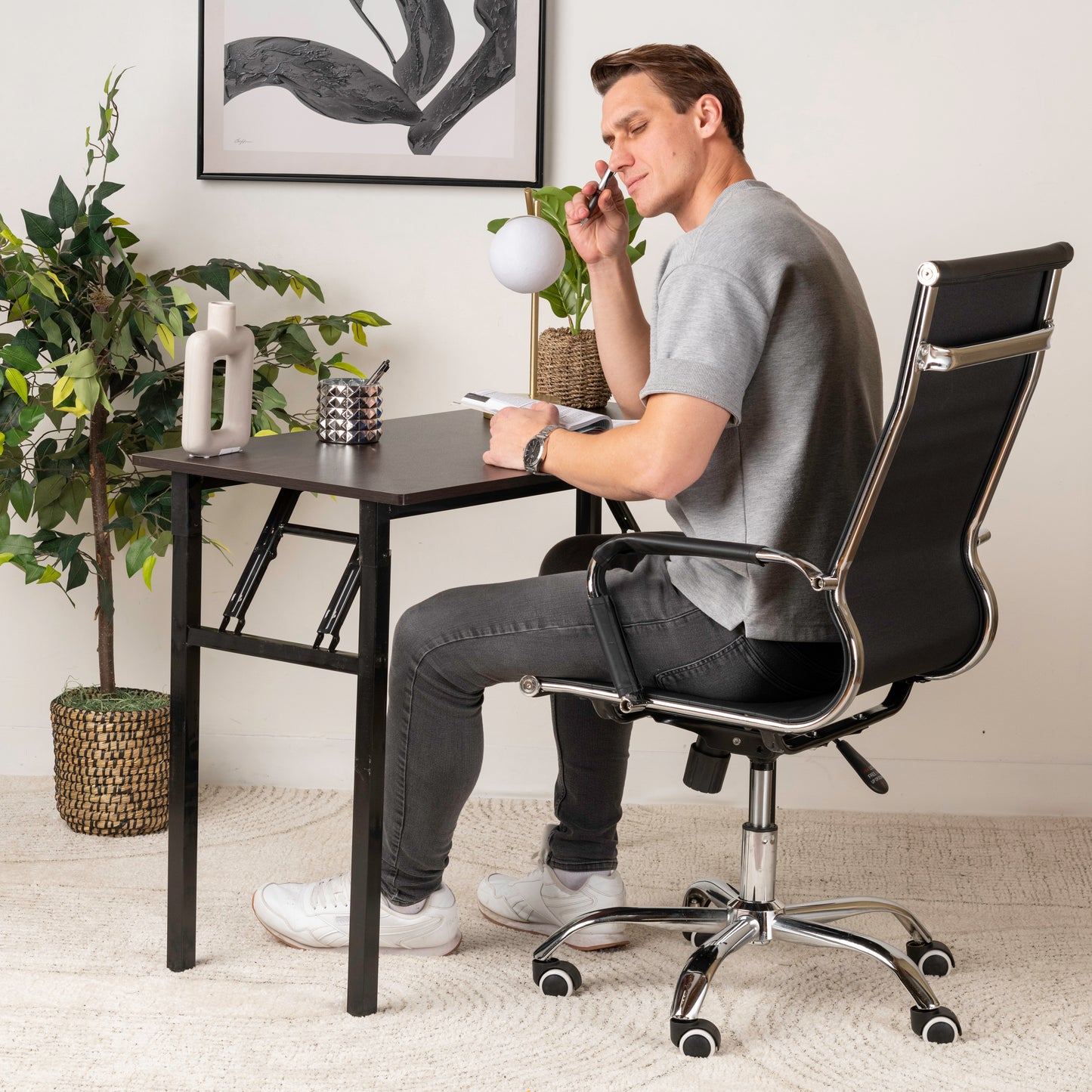 Ergonomic Leather Chair for Office or Waiting Room