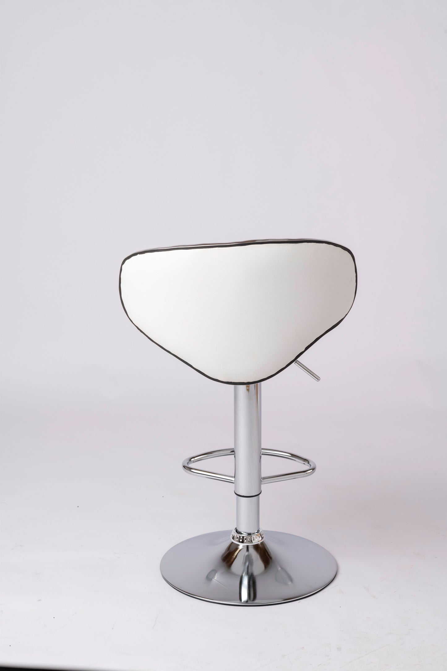 Modern Leather Dining Chair – Stylish & Comfy