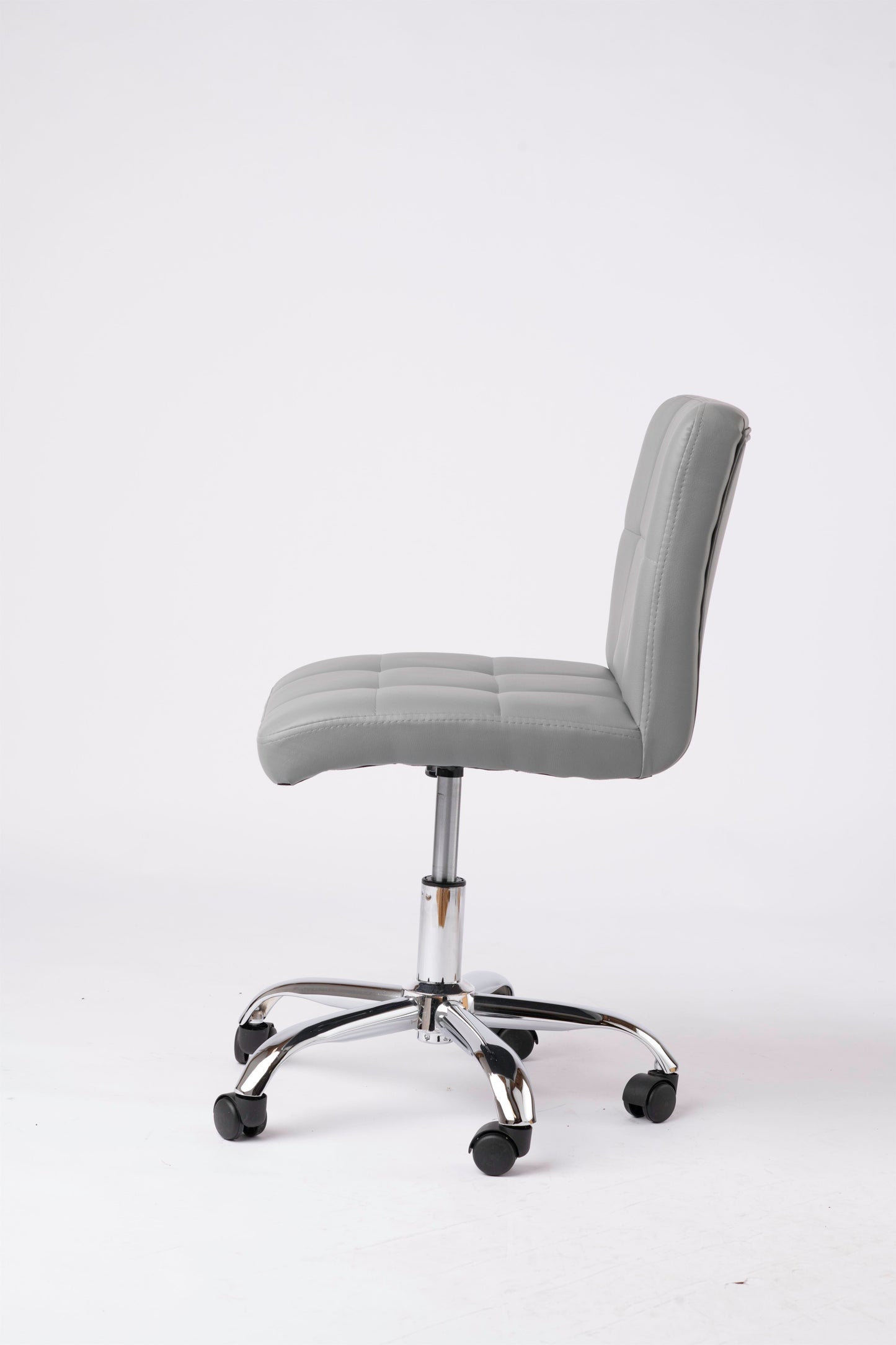 Ergonomic Leather Chair for Office or Waiting Room