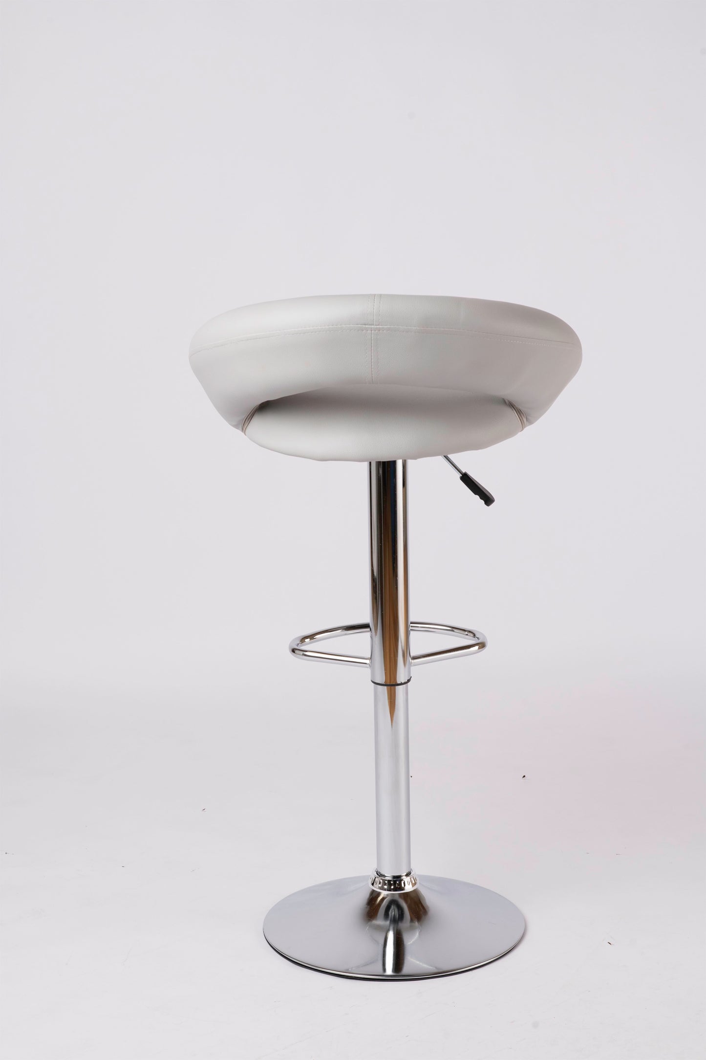 Stylish Leather Dining Chair – Modern & Comfortable