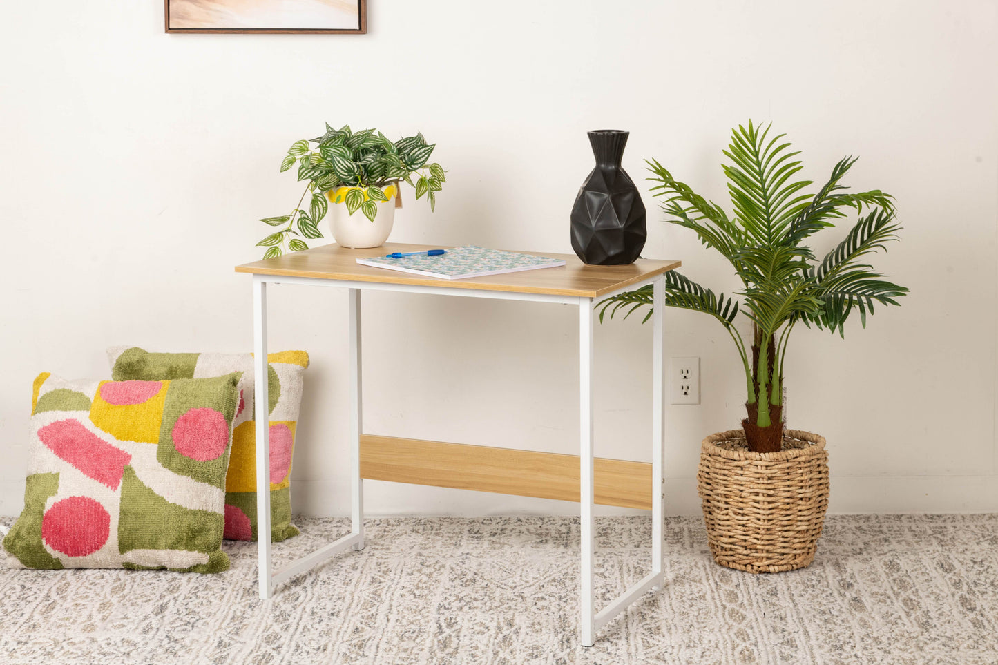 Chic Minimalist Computer Desk for Home & Office